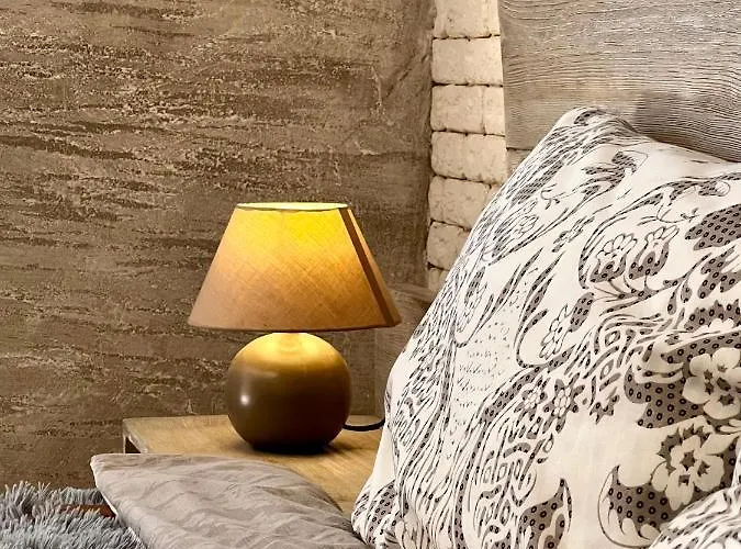 Edelweiss HouseГотель